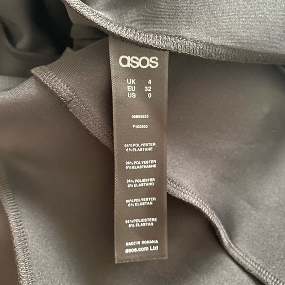 ASOS prom skirt with high waist in scuba - Picture 2 of 7